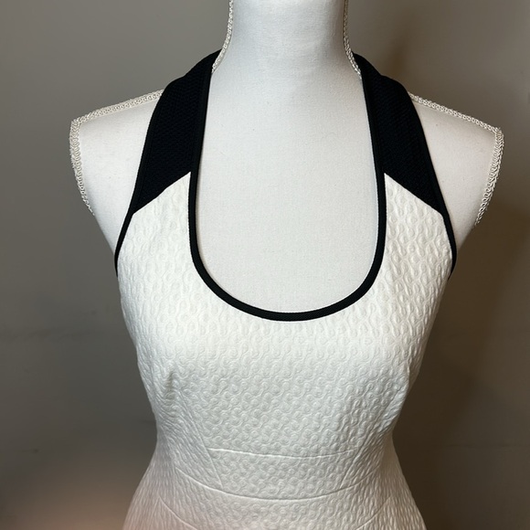 Karen Millen White Textured Fit & Flare Sporty Back Detail New w/Tags - Picture 3 of 13